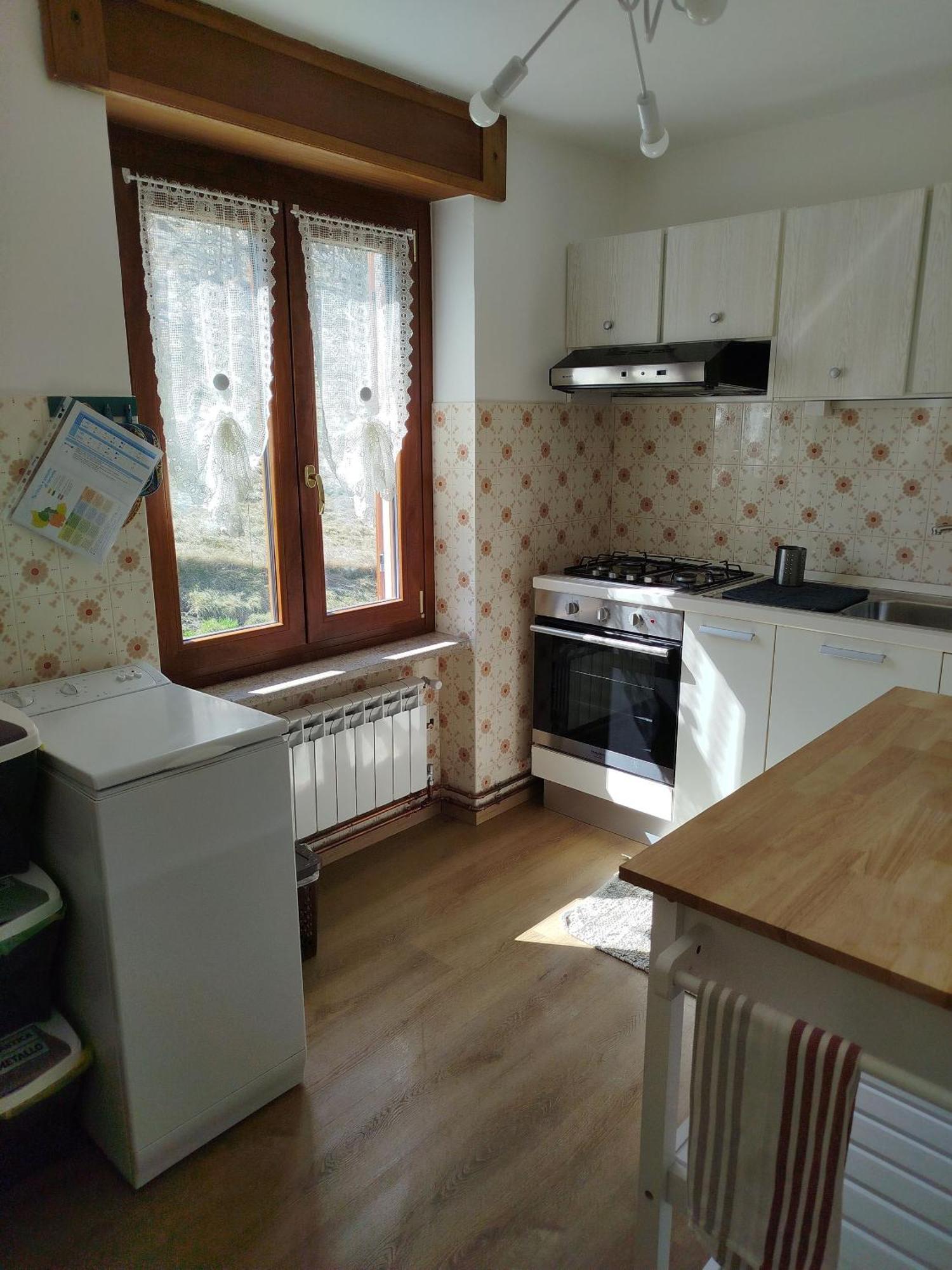 Single House Totally Independet Introd Luaran gambar